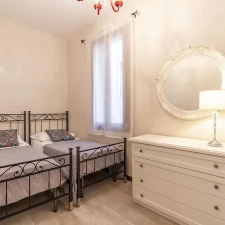 Rialto Grand Canal By Wonderful Italy Venedig