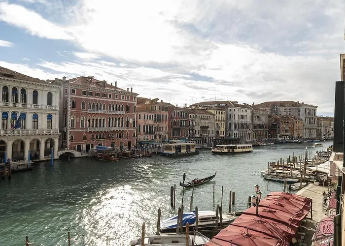 Rialto Grand Canal By Wonderful Italy * Venezia