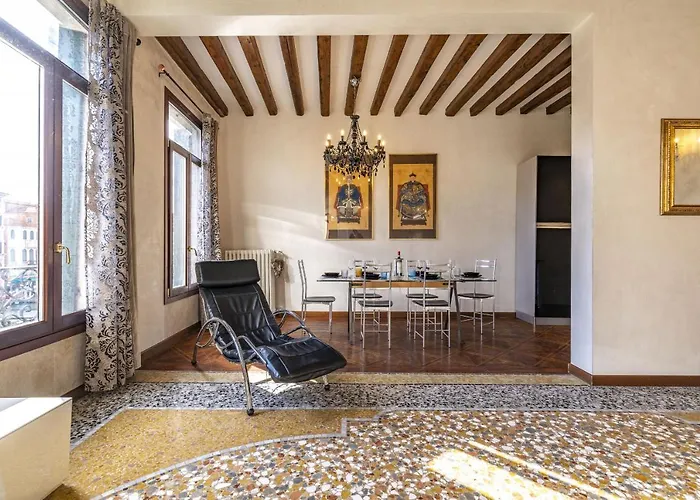 Rialto Grand Canal By Wonderful Italy * Venezia