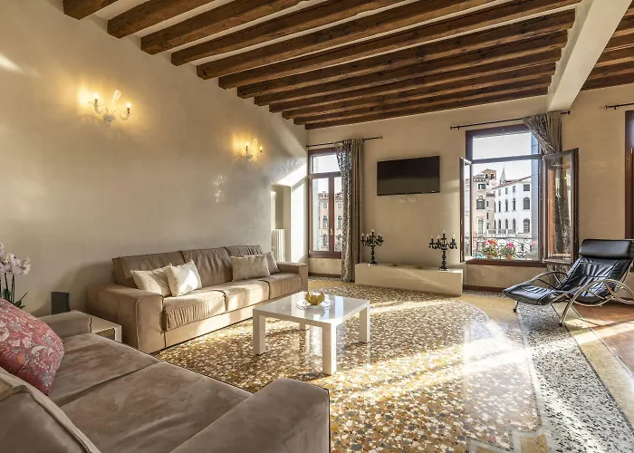 Rialto Grand Canal By Wonderful Italy